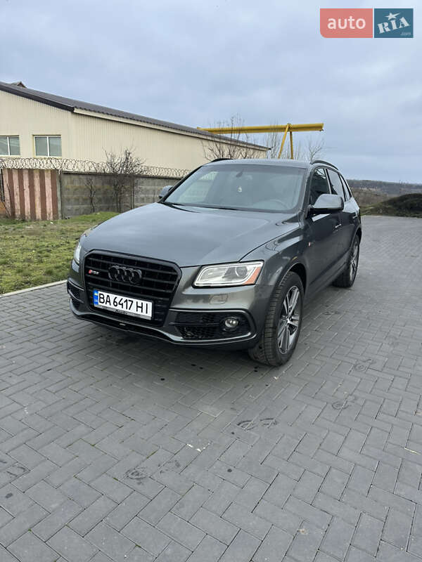 Внедорожник / Кроссовер Audi SQ5 2016 в Кропивницком