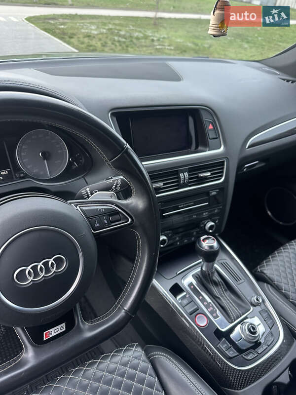 Внедорожник / Кроссовер Audi SQ5 2016 в Кропивницком