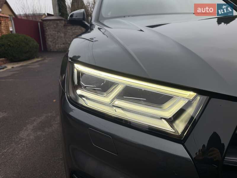 Позашляховик / Кросовер Audi SQ5 2019 в Василькові