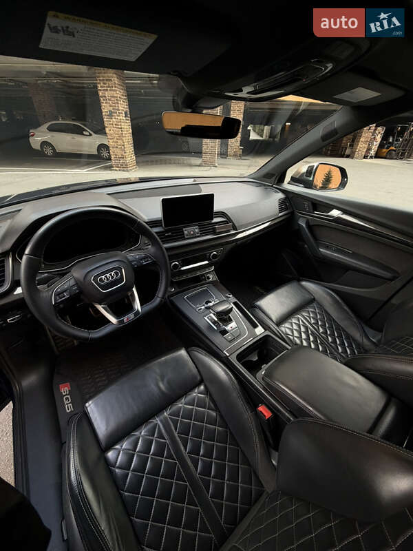 Позашляховик / Кросовер Audi SQ5 2018 в Одесі