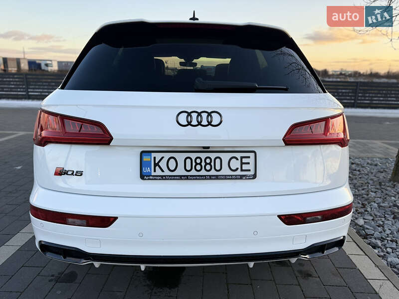 Позашляховик / Кросовер Audi SQ5 2018 в Мукачевому