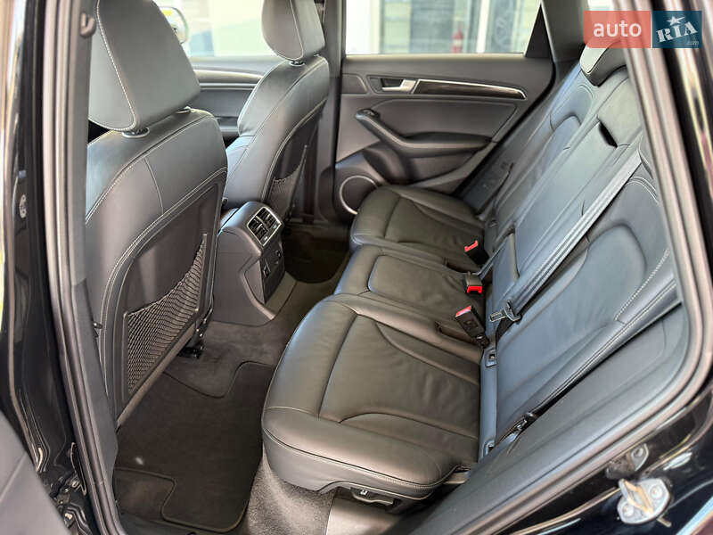 Внедорожник / Кроссовер Audi SQ5 2015 в Киеве фото 21 Внедорожник / Кроссовер Audi SQ5 2015 в Киеве
