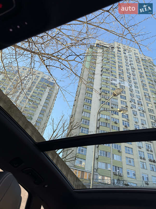 Позашляховик / Кросовер Audi SQ5 2017 в Києві фото 18 Позашляховик / Кросовер Audi SQ5 2017 в Києві