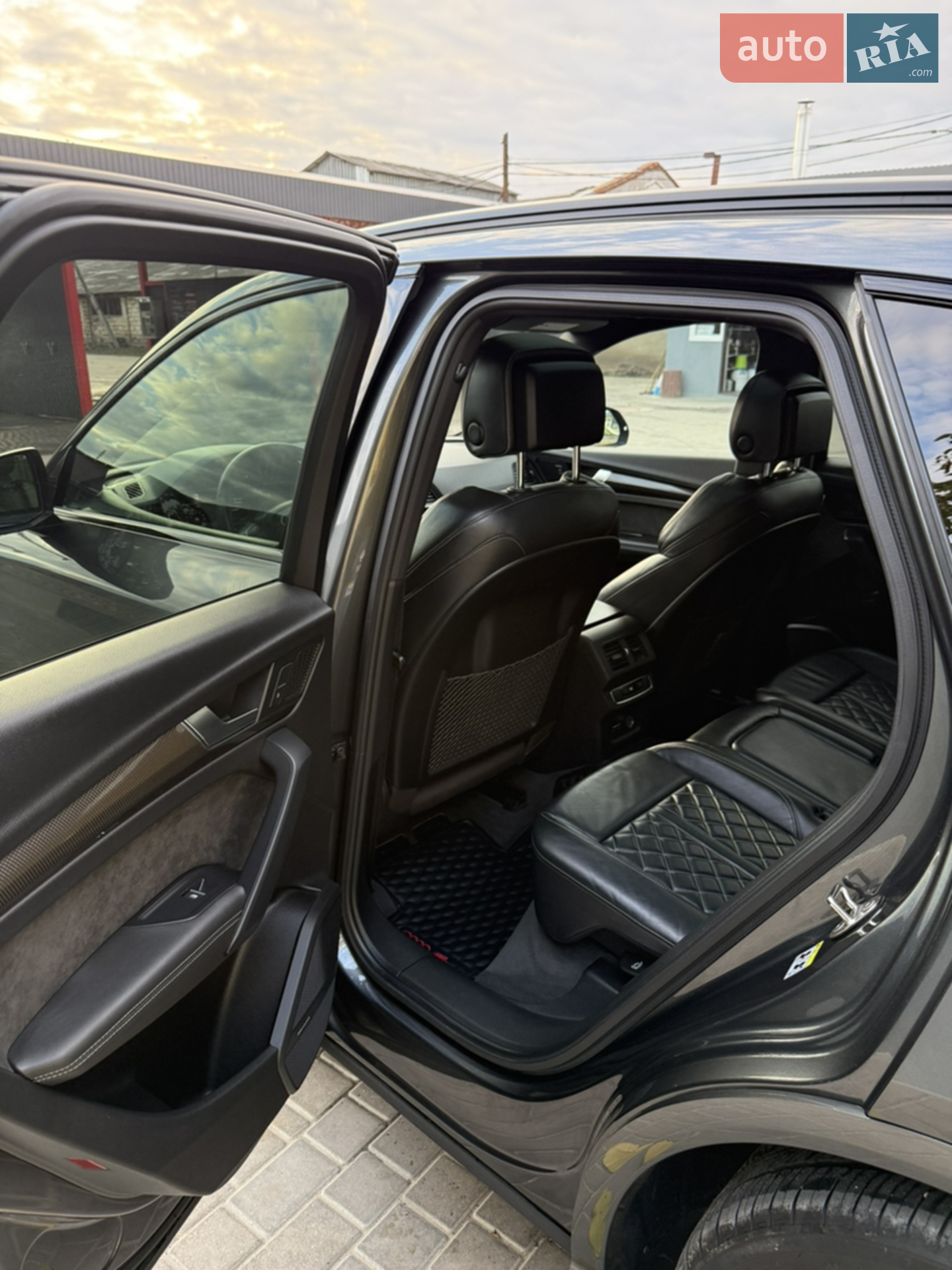 2020 Audi SQ5 - мініатюра 10