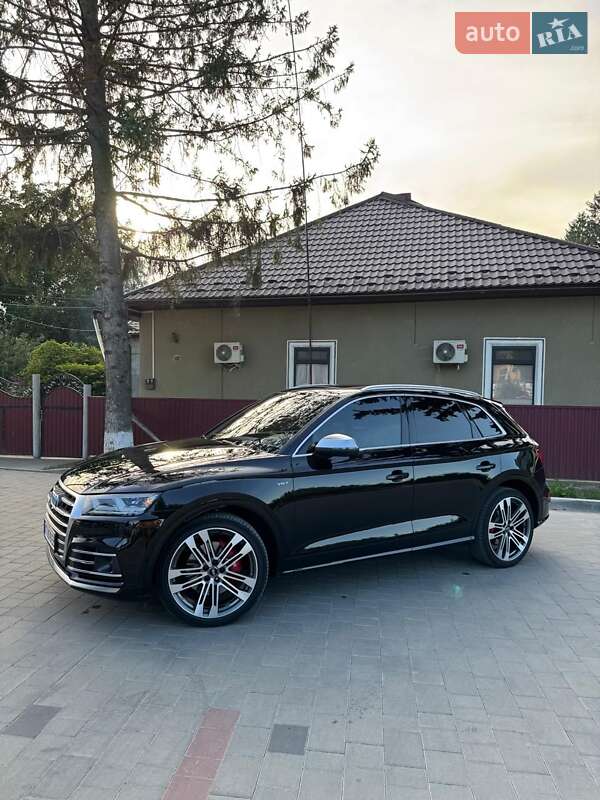 Внедорожник / Кроссовер Audi SQ5 2018 в Городенке