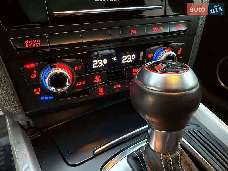 Внедорожник / Кроссовер Audi SQ5 2014 в Ковеле