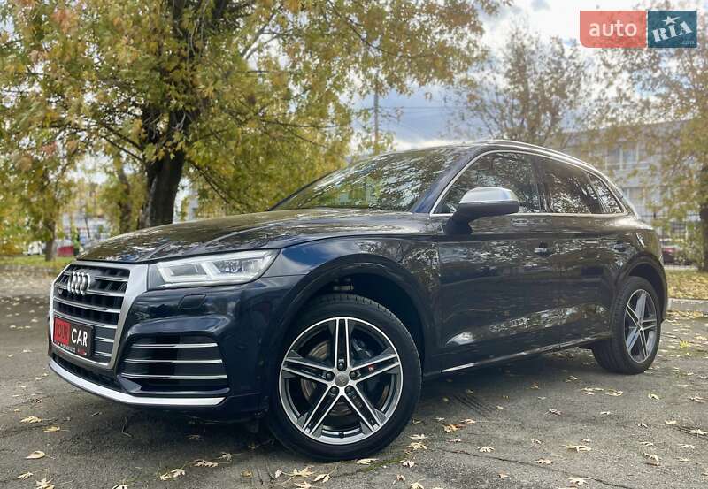 Внедорожник / Кроссовер Audi SQ5 2019 в Киеве