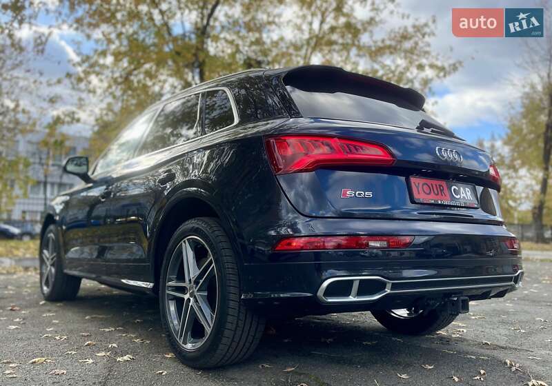 Внедорожник / Кроссовер Audi SQ5 2019 в Киеве