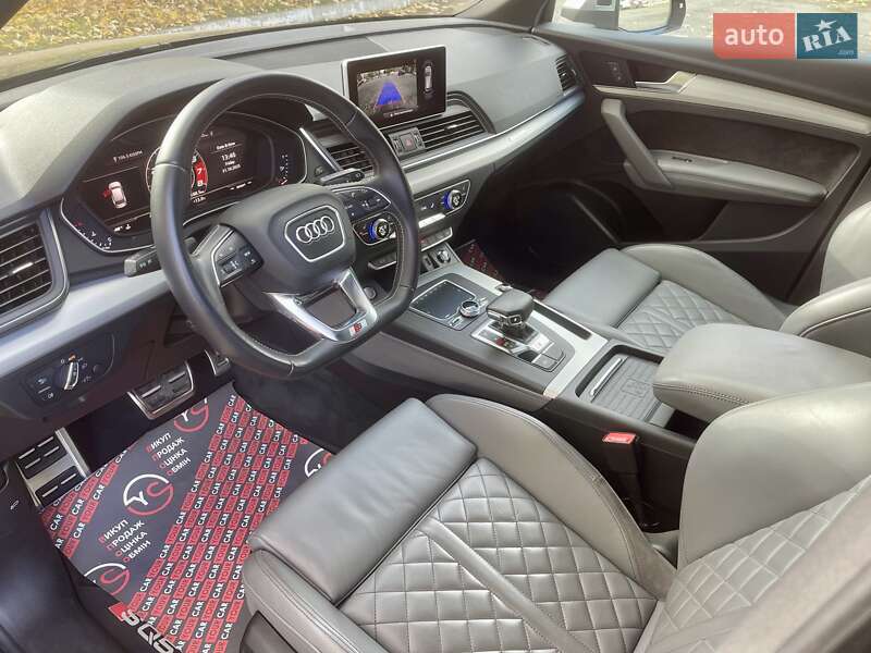 Внедорожник / Кроссовер Audi SQ5 2019 в Киеве
