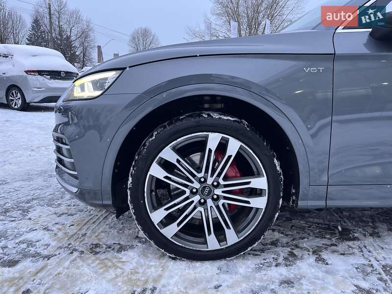 Внедорожник / Кроссовер Audi SQ5 2018 в Житомире