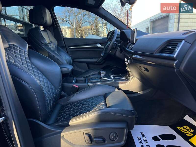 Позашляховик / Кросовер Audi SQ5 2018 в Івано-Франківську