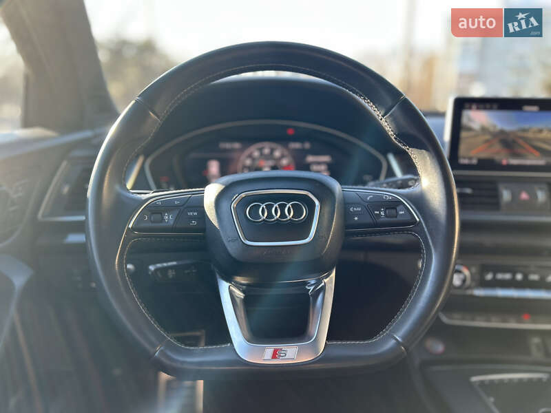 Внедорожник / Кроссовер Audi SQ5 2019 в Николаеве