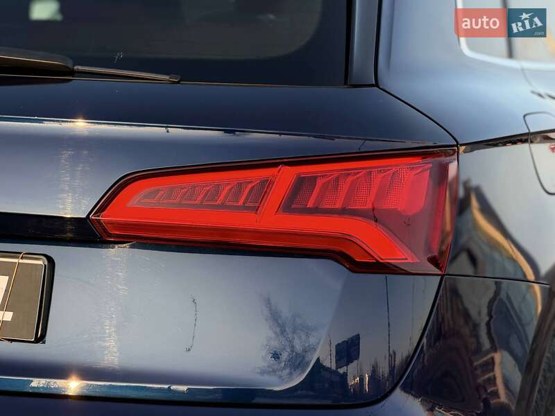 Внедорожник / Кроссовер Audi SQ5 2018 в Кривом Роге