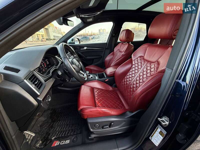 Внедорожник / Кроссовер Audi SQ5 2018 в Кривом Роге