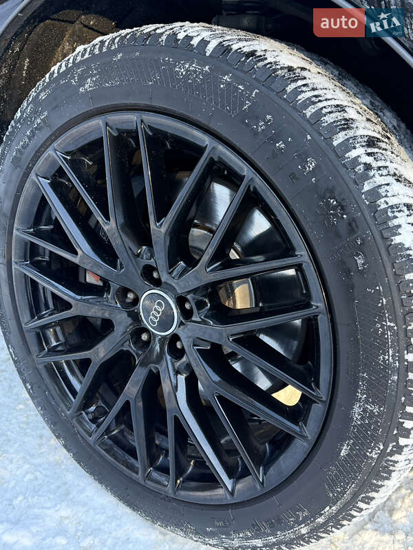 Внедорожник / Кроссовер Audi SQ5 2013 в Львове