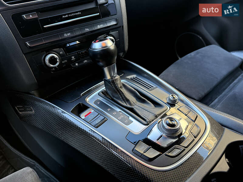 Внедорожник / Кроссовер Audi SQ5 2013 в Львове