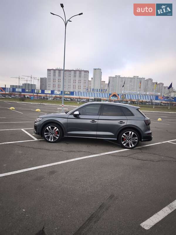 Внедорожник / Кроссовер Audi SQ5 2018 в Киеве