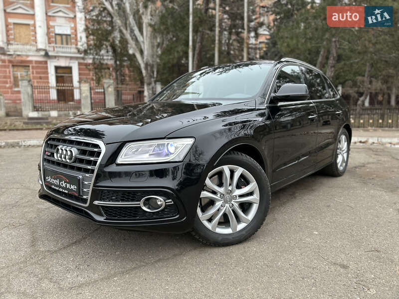 Позашляховик / Кросовер Audi SQ5 2015 в Миколаєві