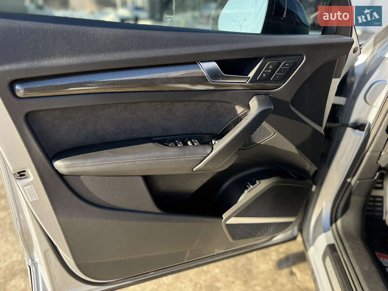 Позашляховик / Кросовер Audi SQ5 2018 в Львові