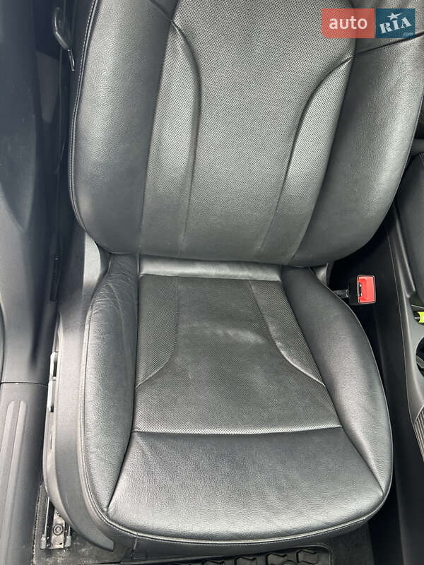 Позашляховик / Кросовер Audi SQ5 2016 в Києві