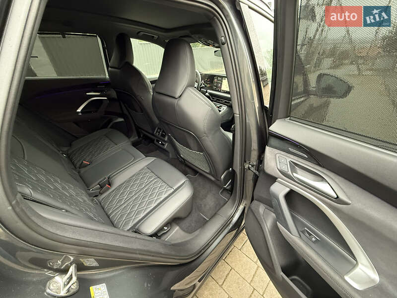 Позашляховик / Кросовер Audi SQ5 2025 в Ужгороді