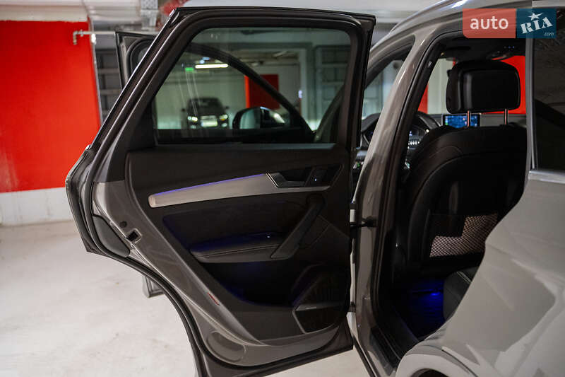 Позашляховик / Кросовер Audi SQ5 2019 в Полтаві фото 27 Позашляховик / Кросовер Audi SQ5 2019 в Полтаві