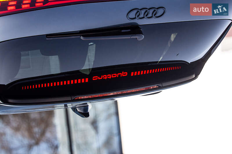 Внедорожник / Кроссовер Audi SQ5 2025 в Львове