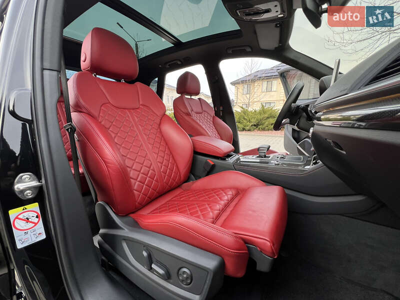 Позашляховик / Кросовер Audi SQ5 2020 в Одесі фото 27 Позашляховик / Кросовер Audi SQ5 2020 в Одесі