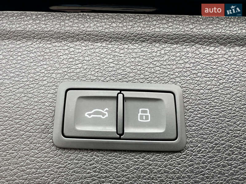 Позашляховик / Кросовер Audi SQ5 2020 в Одесі фото 54 Позашляховик / Кросовер Audi SQ5 2020 в Одесі