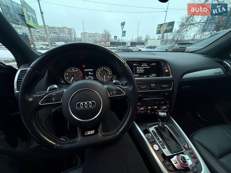 Внедорожник / Кроссовер Audi SQ5 2014 в Киеве