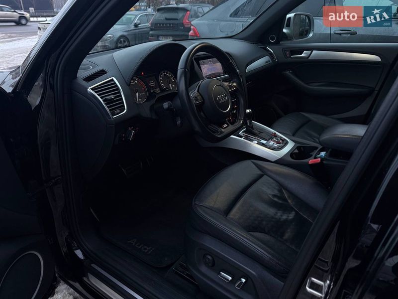Внедорожник / Кроссовер Audi SQ5 2014 в Киеве