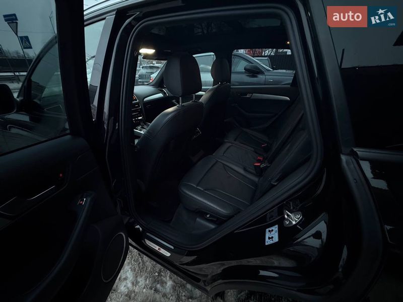 Внедорожник / Кроссовер Audi SQ5 2014 в Киеве