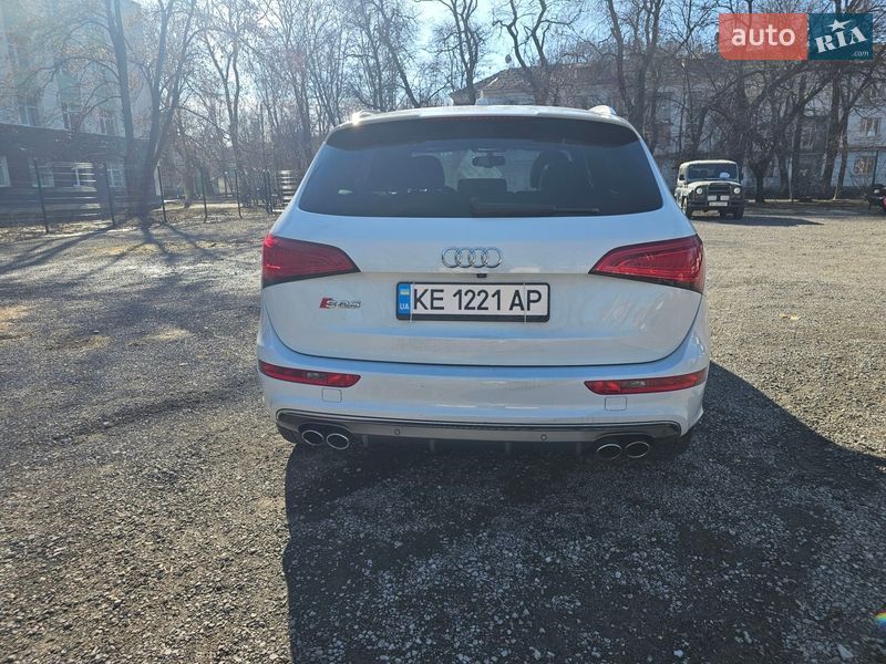 Внедорожник / Кроссовер Audi SQ5 2014 в Каменском