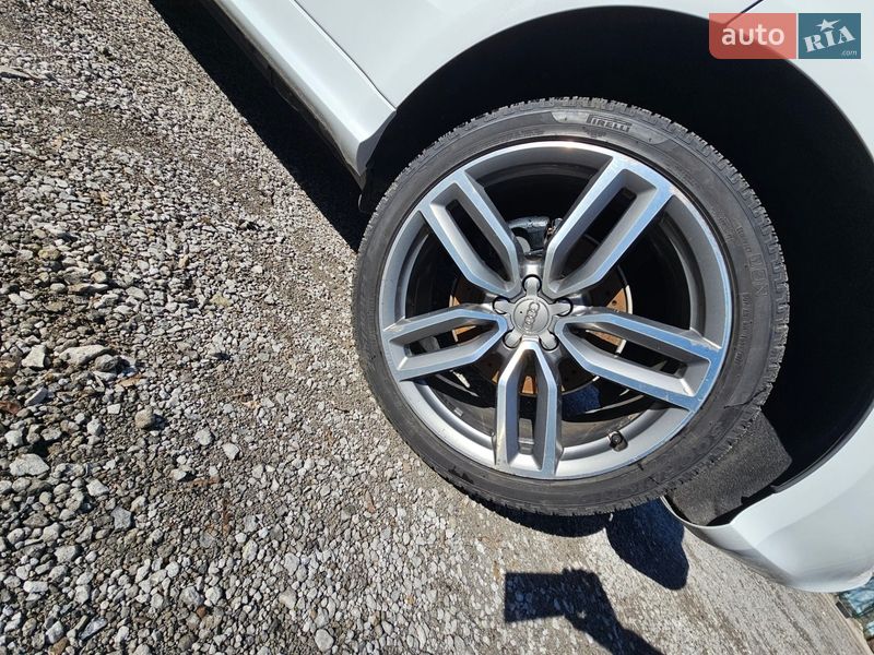 Внедорожник / Кроссовер Audi SQ5 2014 в Каменском