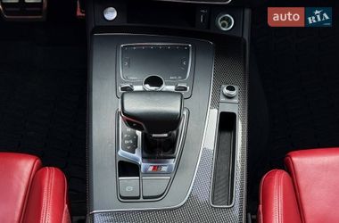 Позашляховик / Кросовер Audi SQ5 2017 в Луцьку