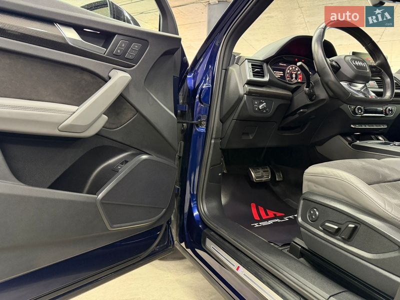 Внедорожник / Кроссовер Audi SQ5 2020 в Одессе