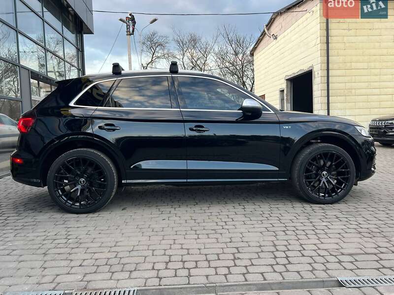 Позашляховик / Кросовер Audi SQ5 2018 в Івано-Франківську