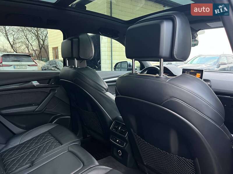 Позашляховик / Кросовер Audi SQ5 2018 в Івано-Франківську