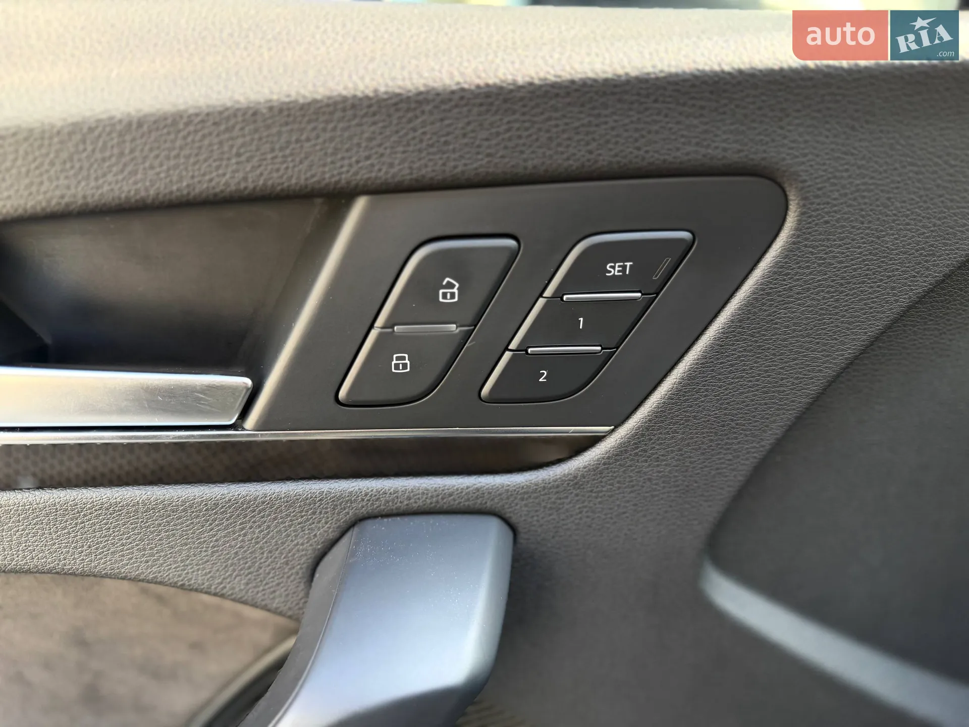 2018 Audi SQ5 - мініатюра 14