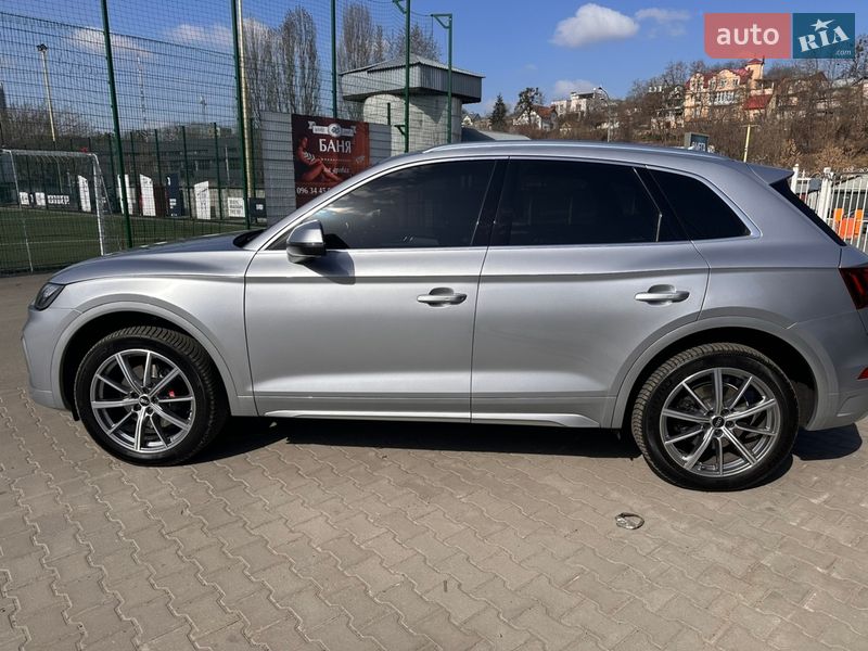 Внедорожник / Кроссовер Audi SQ5 2021 в Киеве