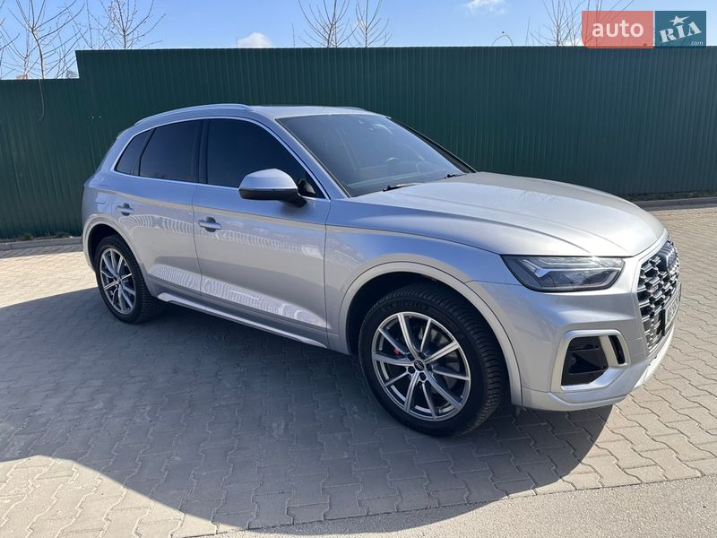 Внедорожник / Кроссовер Audi SQ5 2021 в Киеве