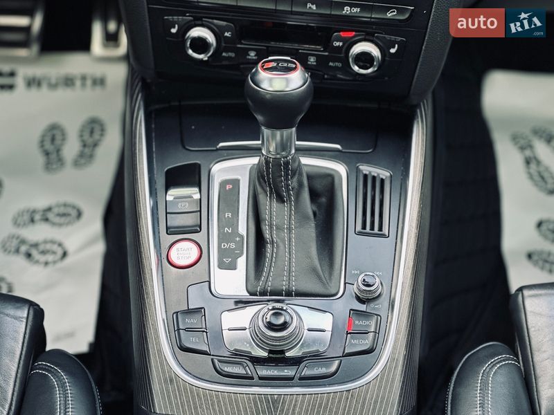 Внедорожник / Кроссовер Audi SQ5 2014 в Кременчуге