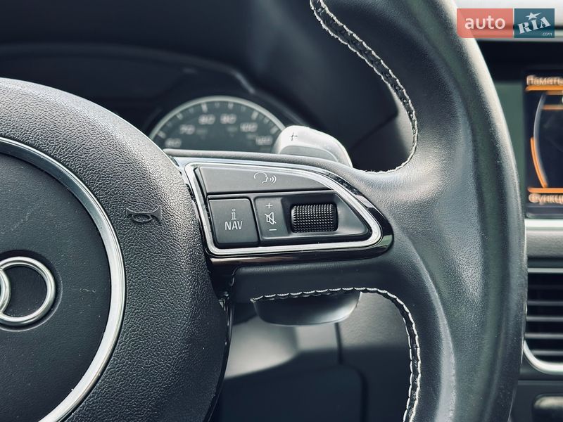 Внедорожник / Кроссовер Audi SQ5 2014 в Кременчуге