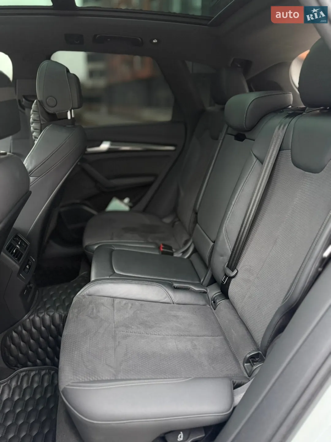 2020 Audi SQ5 - мініатюра 16