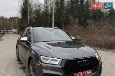 Внедорожник / Кроссовер Audi SQ5 2019 в Житомире