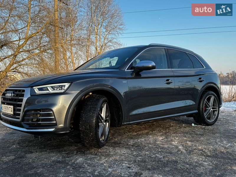 Внедорожник / Кроссовер Audi SQ5 2017 в Киеве