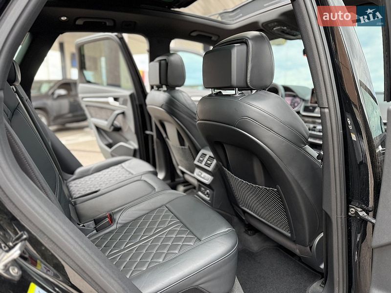 Позашляховик / Кросовер Audi SQ5 2019 в Дніпрі