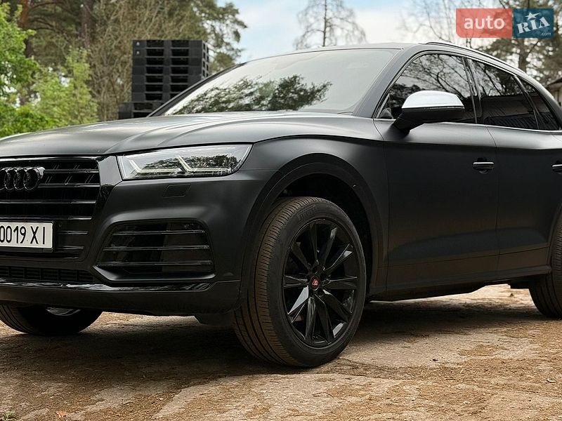 Внедорожник / Кроссовер Audi SQ5 2017 в Киеве