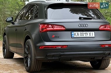 Внедорожник / Кроссовер Audi SQ5 2017 в Киеве