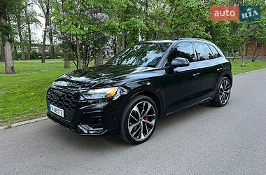 Внедорожник / Кроссовер Audi SQ5 2020 в Киеве